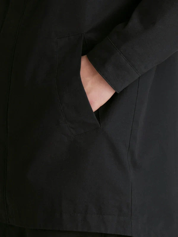 Man Utd Funnel Neck Black Parka Jacket