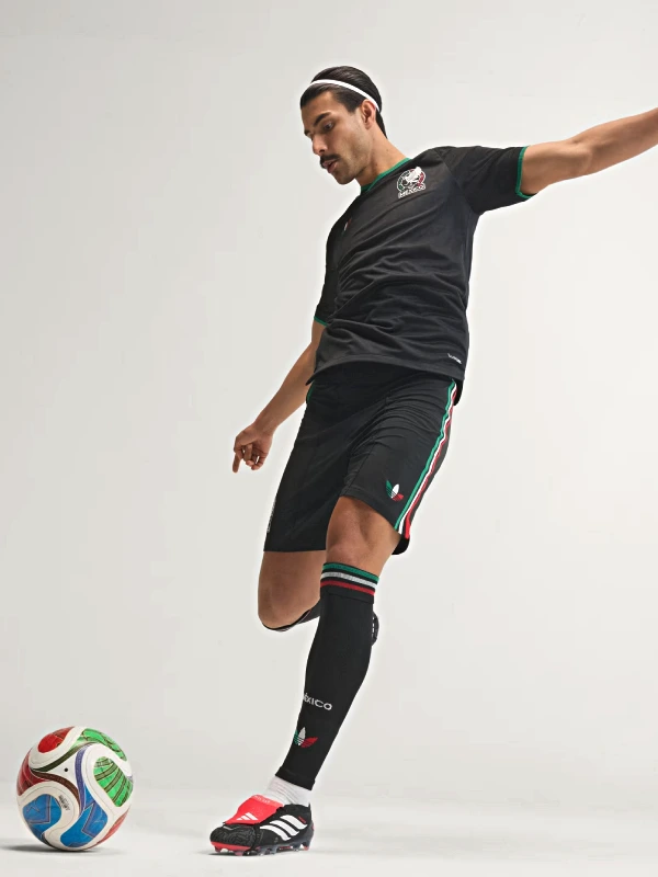Mexico black jersey 2026 someone somewhere