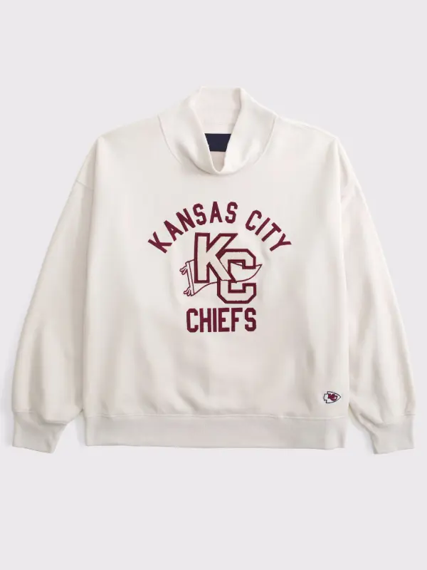 Abercrombie Kansas City Chiefs Oversized Sunday Funnel Neck Sweatshirt Cream